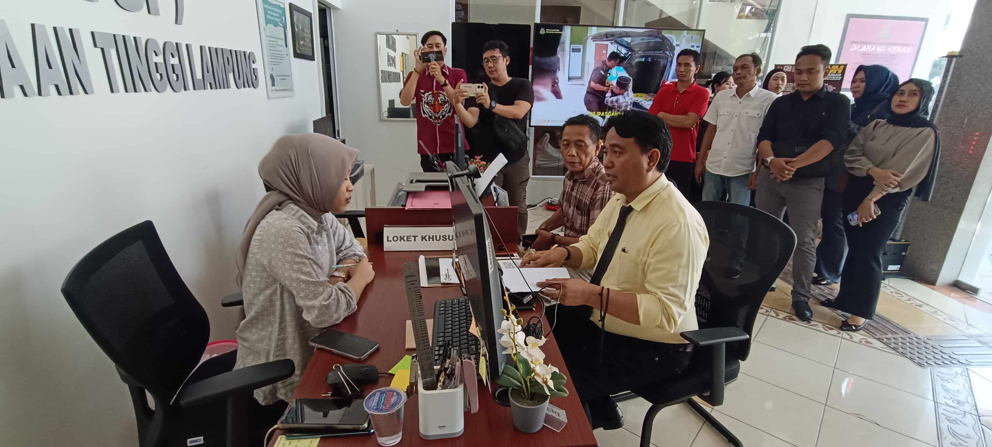 Kuasa Hukum Warga Laporkan Dugaan Penguasaan 2.700 Hektare Lahan Transmigran di Mesuji ke Kejati Lampung