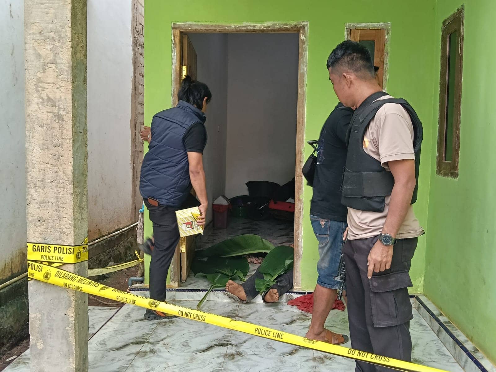 Kesal Undangan Pesta Belum Disebar, Warga Lamtim Tewas Ditembak Tetangganya