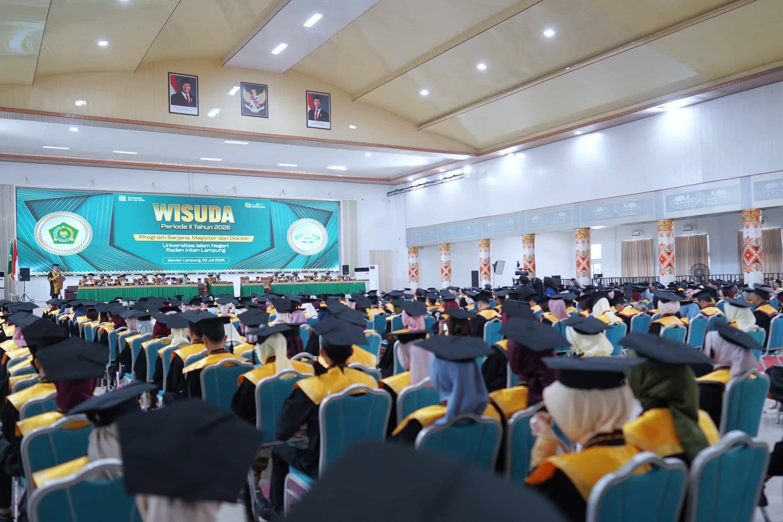 WISUDA: Sebanyak 903 lulusan Universitas Islam Negeri (UIN) Raden Intan Lampung (RIL) dikukuhkan, Kamis (2/6).