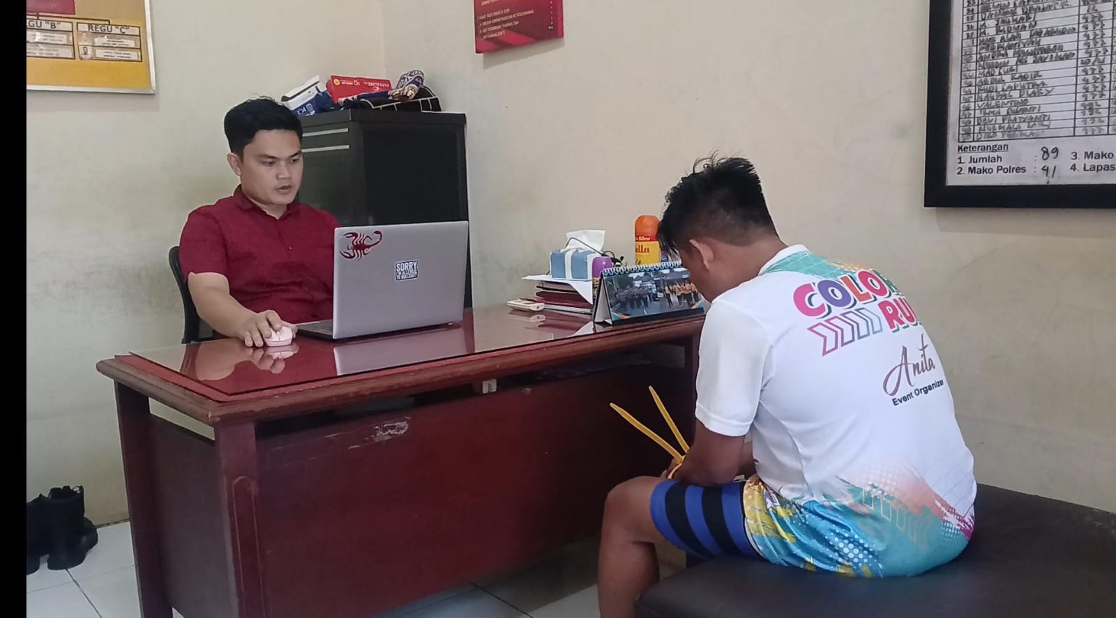 Pemilik bengkel di Lamtim ditangkap polisi karena sodomi anak buahnya.