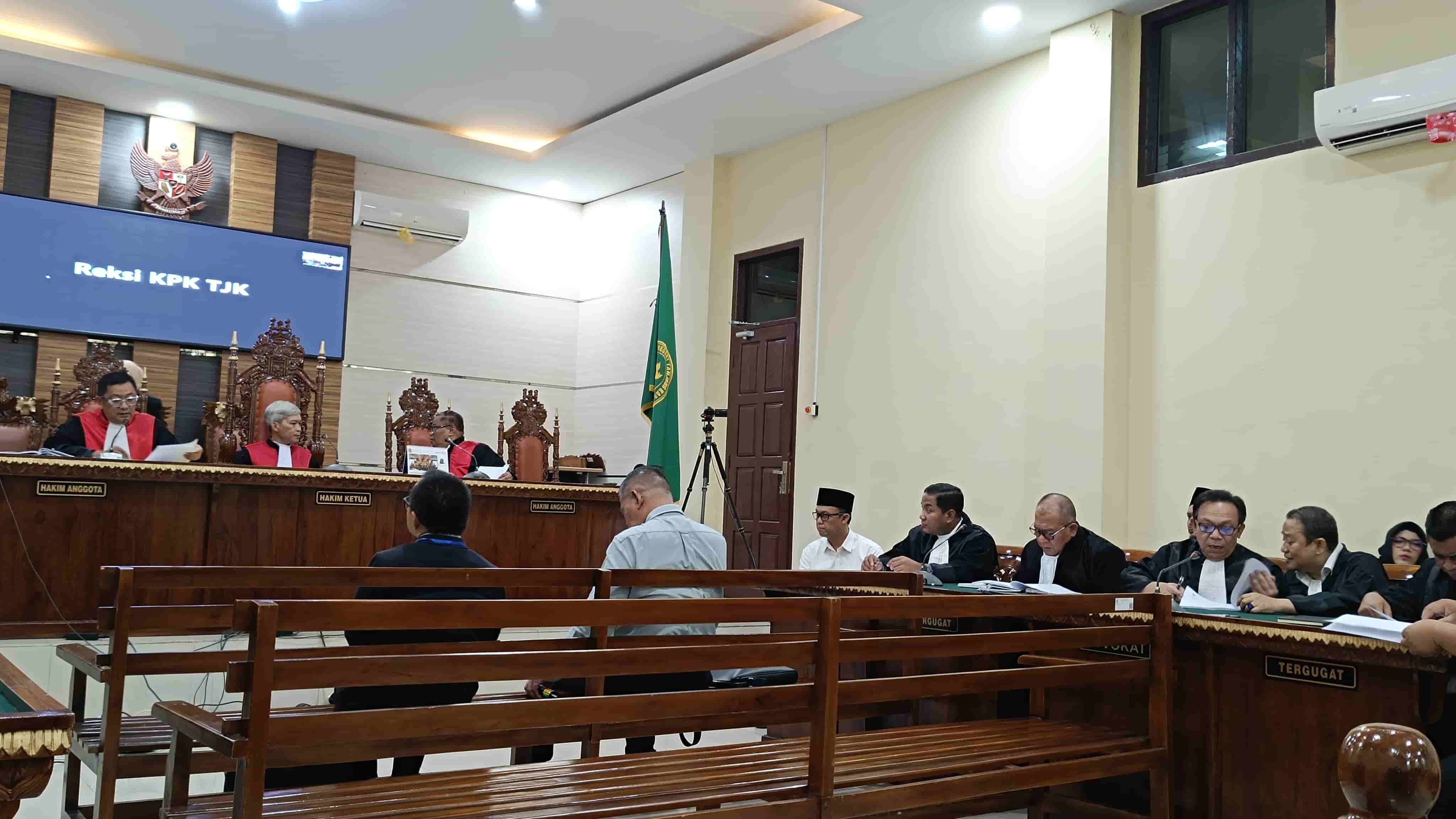Sidang fee proyek Lampung Tengah.