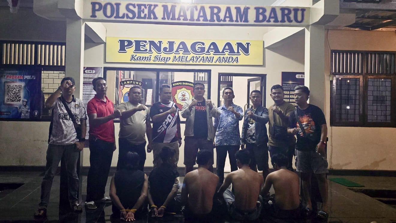 Polres Lamtim Tangkap 8 Pelaku Pemerasan Open BO Michat, Modus Gerebek Ngaku Polisi