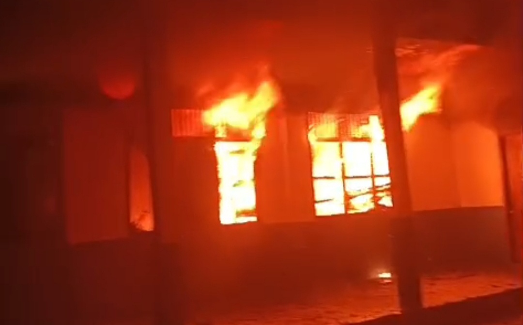 Korsleting Listrik Diduga Picu Kebakaran Sebuah Pondok Pesantren di Lampung Selatan