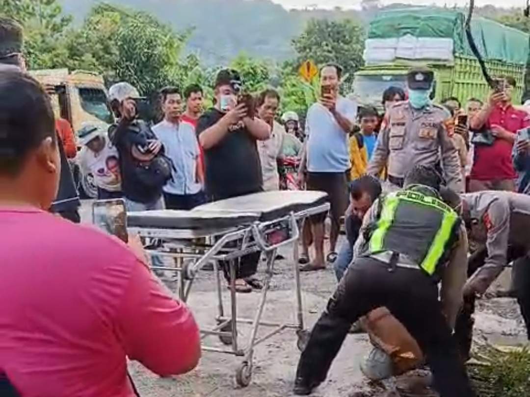 Heboh Mayat Anonim Ditelantarkan Dipinggir Jalinsum