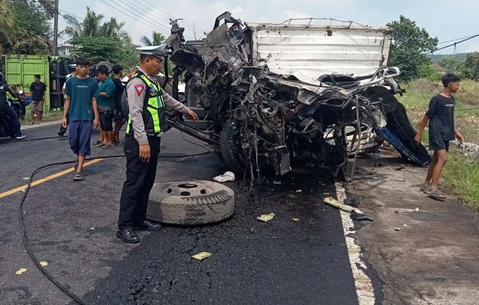 Laka Maut di Jalinsum, 2 Orang Tewas dan 3 Orang Luka-Luka