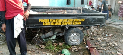 Mobil Pikap Angkut Santri Ngebut Lalu Kecelakaan, Dua Orang Tewas Tiga Lainnya Luka