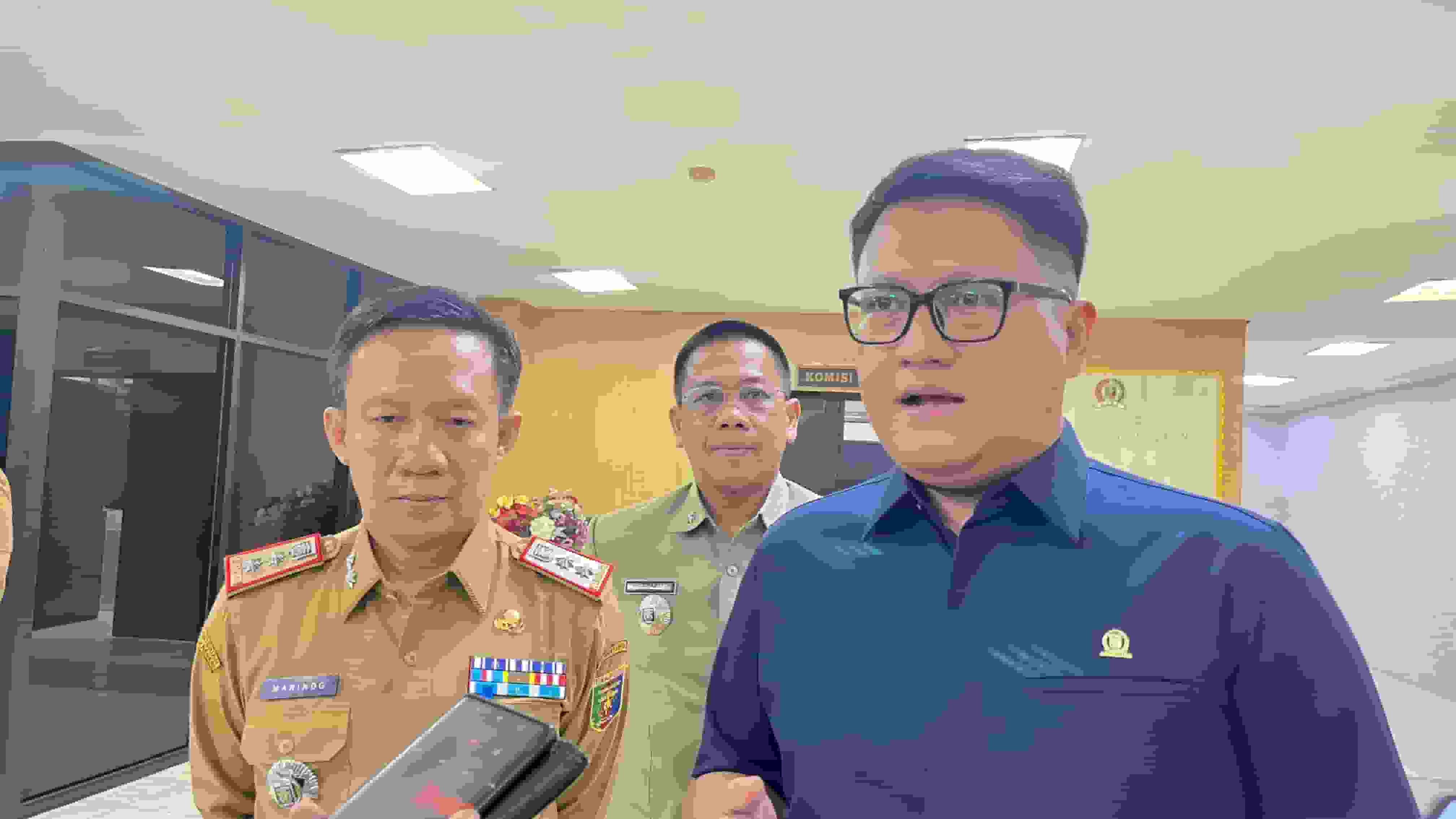 Ketua DPRD Lampung Ahmad Giri Akbar didampingi Sekdaprov Lampung Marindo Kurniawan menyampaikan rencana penyewaan lahan Pemprov untuk mendukung program ketahanan pangan.