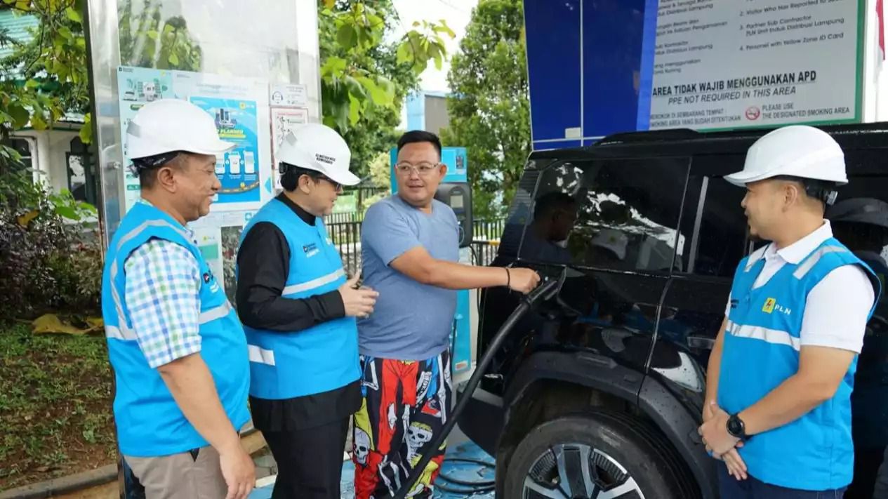Jelang Idul Adha, Komisaris Independen PLN Pastikan Kesiapan SPKLU di Lampung