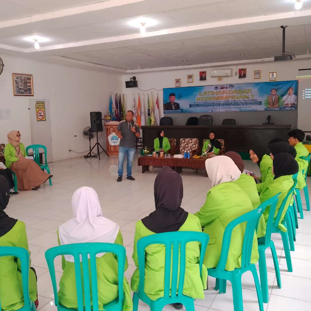 PWI Lamsel Bekali Keterampilan Menulis Jurnalistik di LDK DEMA STAI Yasba