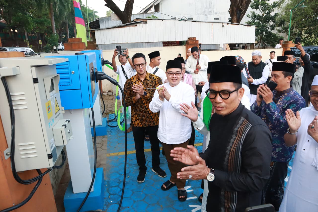 Kepala Kantor Wilayah Kementerian Agama Provinsi Lampung, Zulkarnain, menegaskan bahwa modernisasi masjid harus diarahkan untuk memperkuat fungsi ibadah, sosial, dan ekonomi umat.