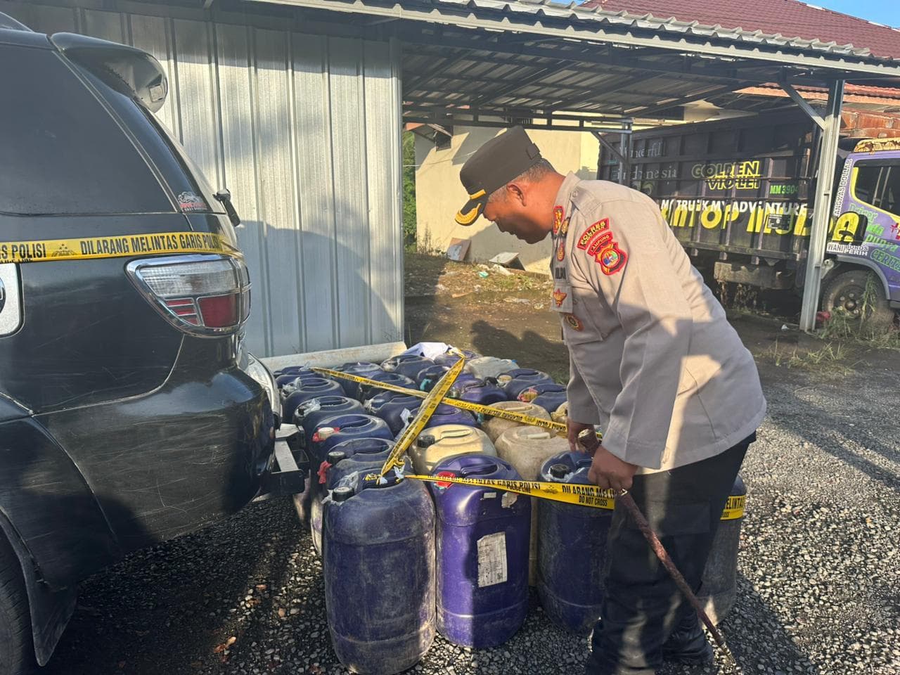 Penimbunan Pertalite Terbongkar