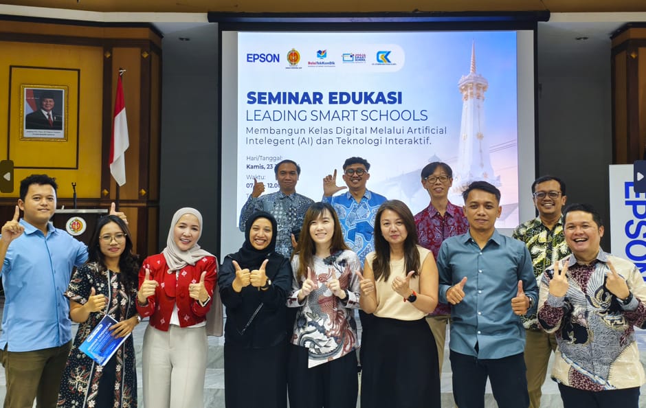 Epson Indonesia Dorong Implementasi Smart Classroom di Sekolah Yogyakarta