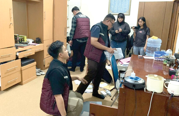 Kejari Lampung Timur Geledah Rumah Eks Wakil Bupati terkait Dugaan Kasus Tambang Pasir
