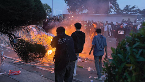 Wartawati Diduga Direpresi Saat Liput Demo di Kantor Gubernur Kaltim, Ponsel Sempat Dirampas