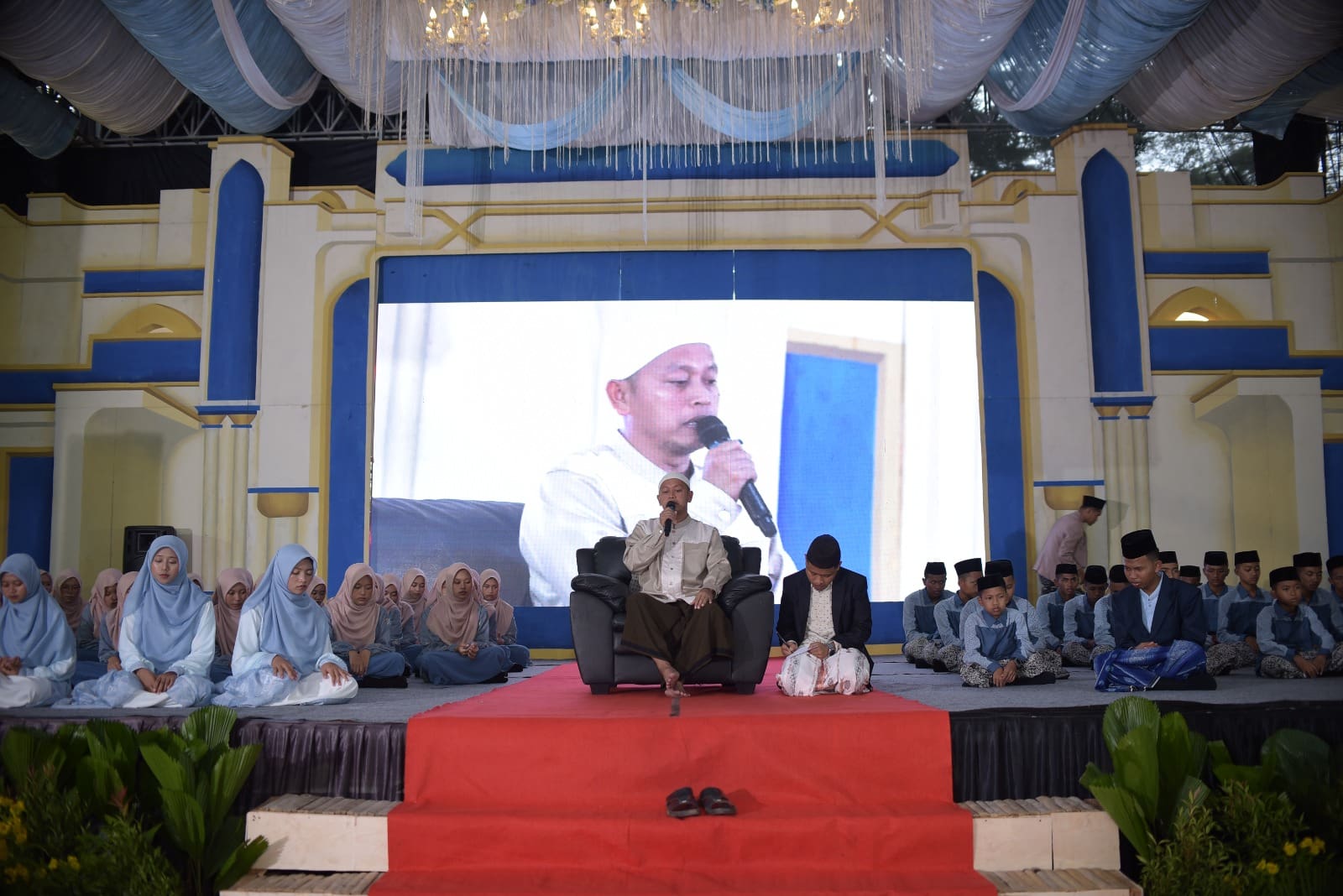 HKQK XVIII PPTQ Assahil, 11 Santri Bilhifzhi dan 200 Khotimin Rayakan Khataman Alquran dan Kitab