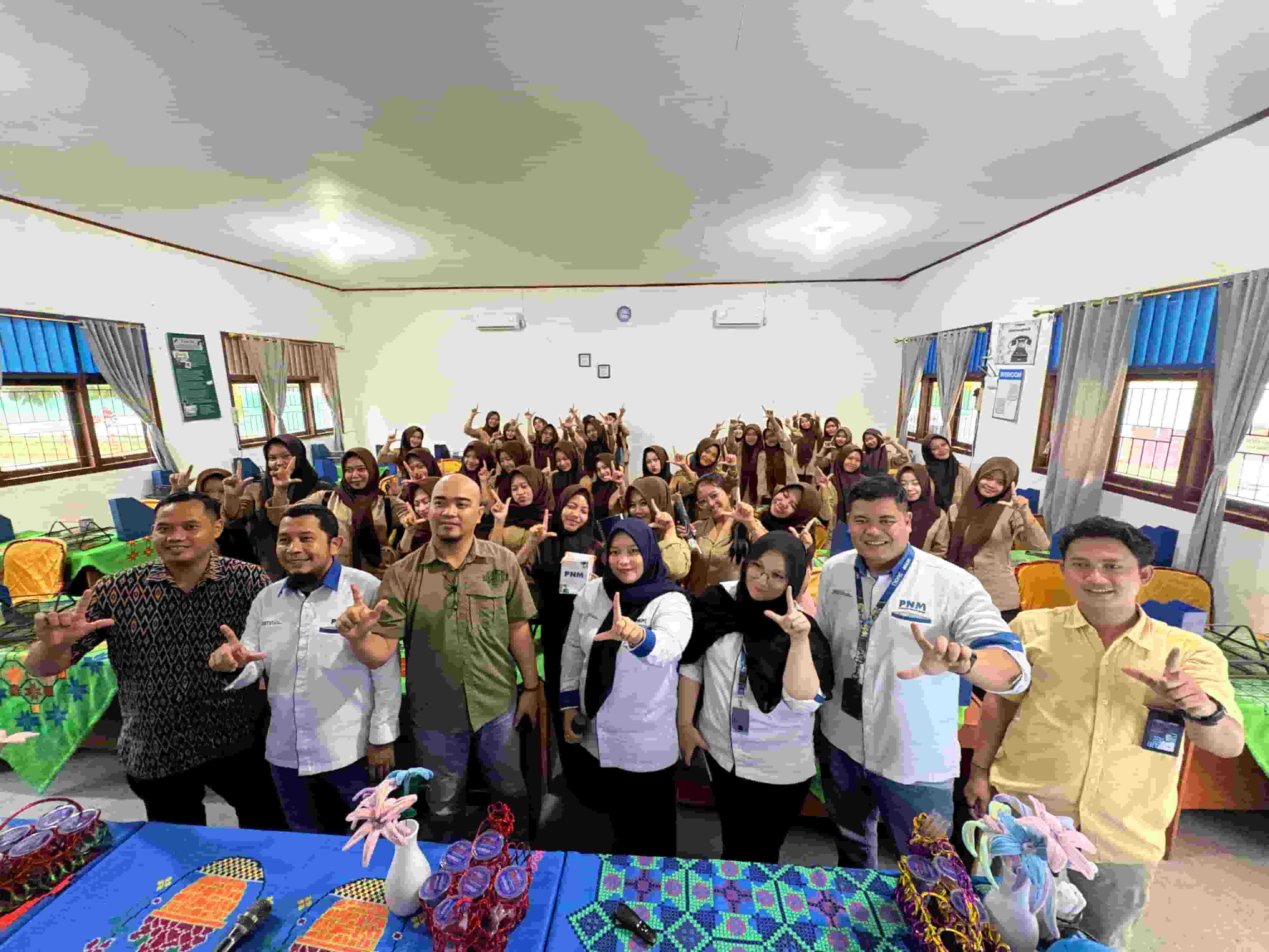 PNM Siapkan Mental Wirausaha 2.700 Siswa SMK Se-Indonesia Lewat PNM Mengajar