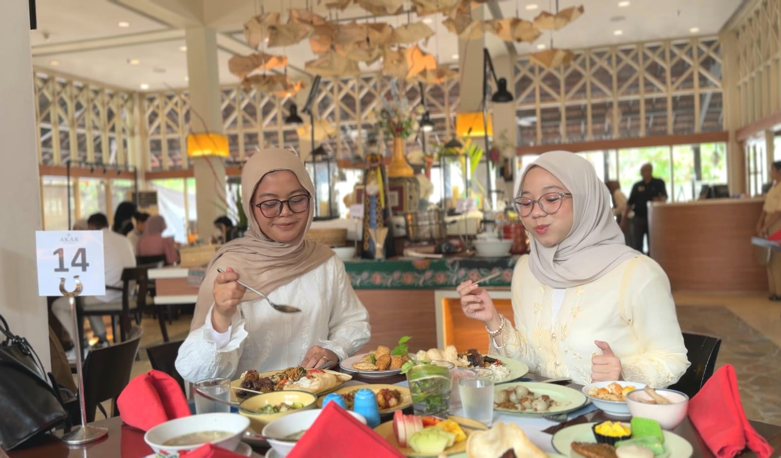 Akar Hotels and Resorts Hadirkan Promo 'Kampung Sunda', Sajikan Kuliner Khas Jawa Barat All You Can Eat
