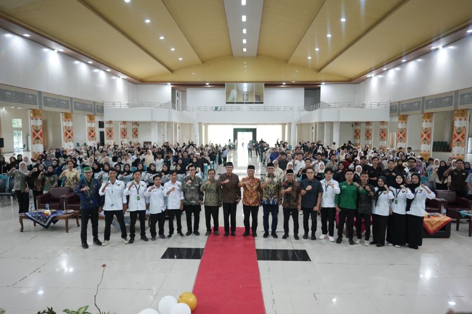 SEMA FTK UIN RIL Gelar Sekolah Legislatif, Rektor: Mahasiswa Responsif Terhadap Kondisi Global