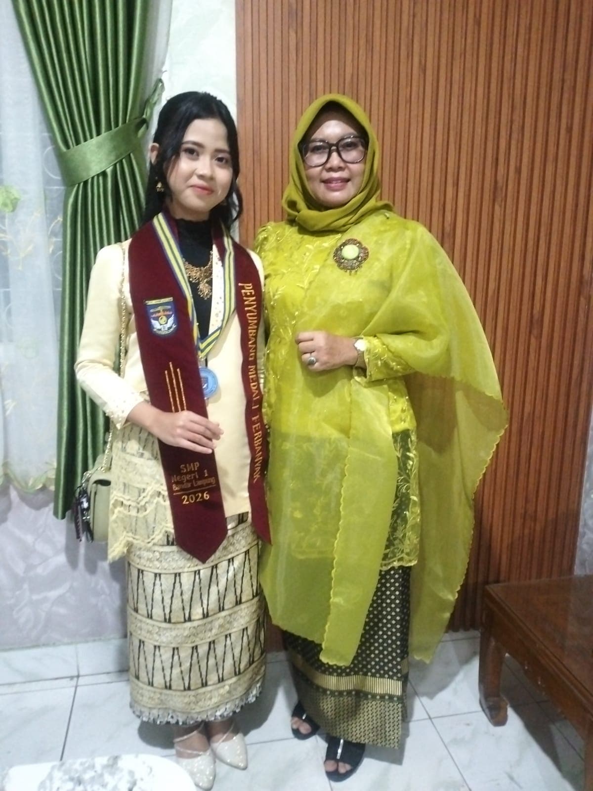 Cleamonza Raih Penghargaan Siswa Berprestasi Non-Akademik SMPN 1 Bandarlampung