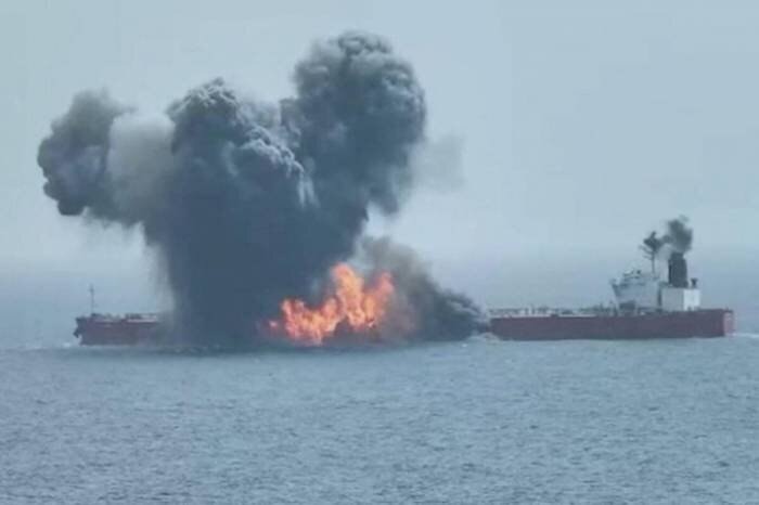 Iran Tembak Kapal Tanker yang Nekat Melintas