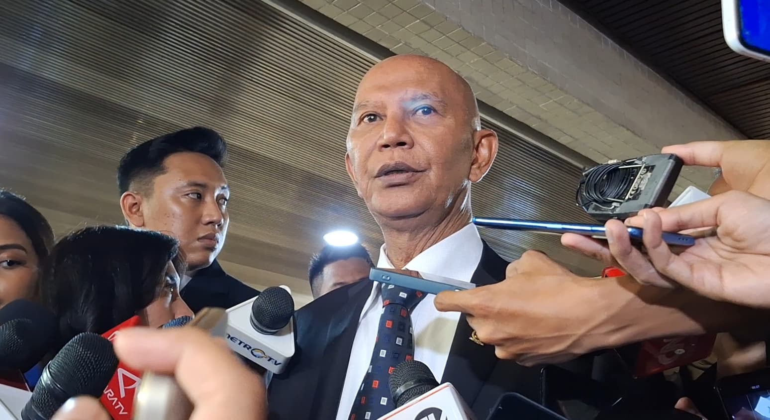 Mulai 2027, DPR Akan Pangkas Anggaran MBG