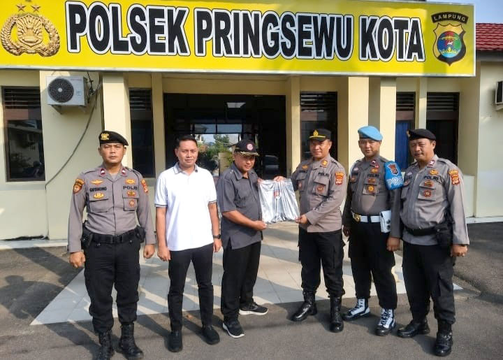 Warga Pringsewu Serahkan Senpi Rakitan Secara Sukarela