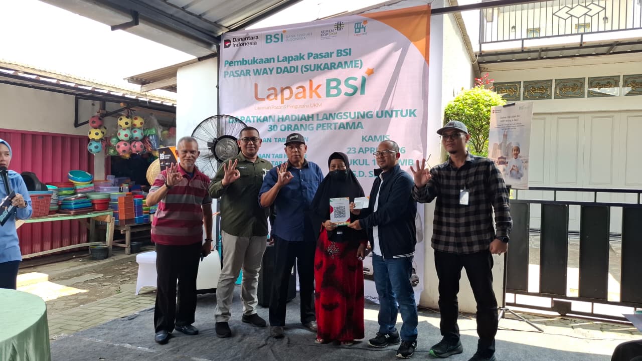 LAPAK BSI Hadir di Pasar Waydadi, Mudahkan Masyarakat dan Pedagang Dalam Bertransaksi