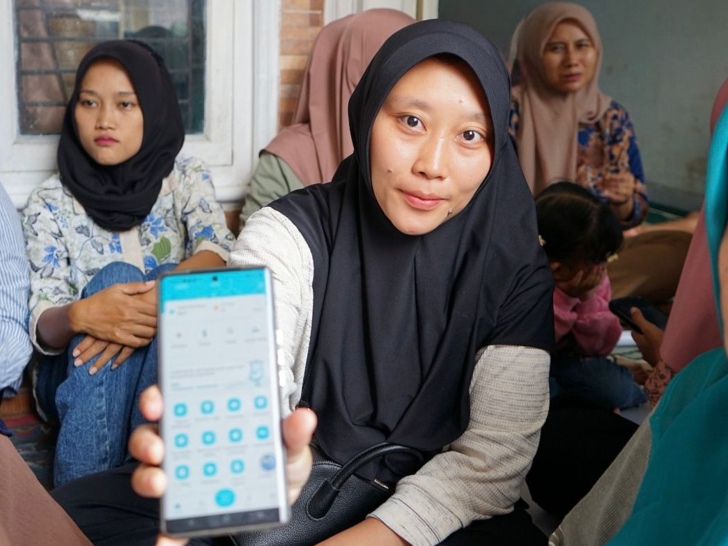 Lewat aplikasi PLN Mobile, semua layanan kelistrikan bisa diakses dengan cepat, aman, dan transparan—mulai dari pasang baru, tambah daya, hingga pengaduan.