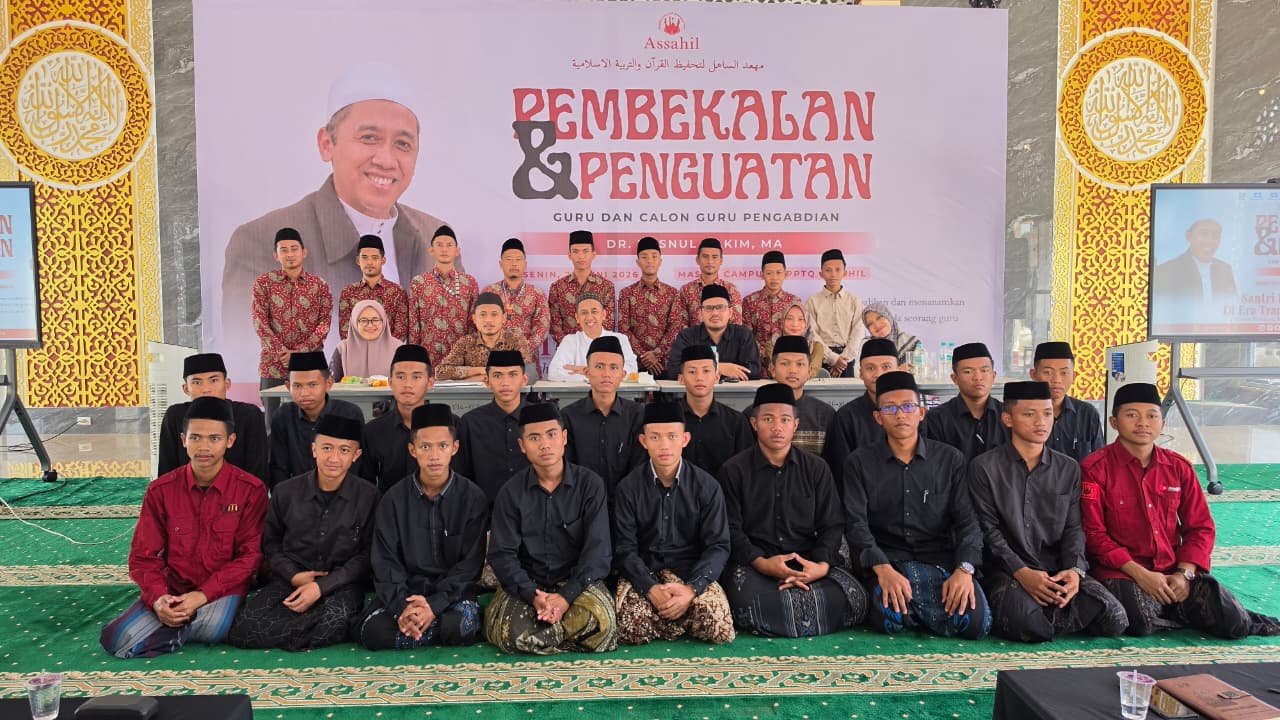 Bina Guru dan Calon Guru Pengabdian Lawan Era Transaksional, PPTQ Assahil Hadirkan Pakar Pendidikan Islam Dr. Husnul Hakim, M.A dari PTIQ Jakarta