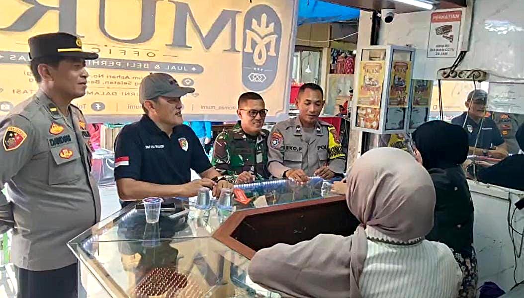 Pura-Pura Beli, Emas Senilai Rp60 Juta Raib