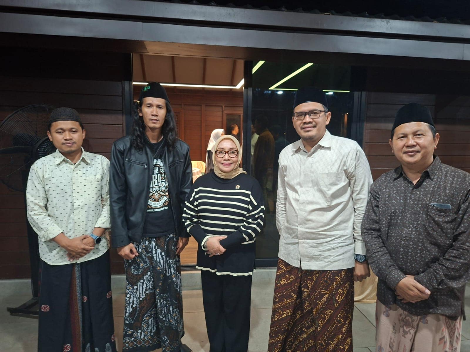 Perkuat Kolaborasi Pendidikan dan Pemberdayaan Masyarakat, Pengasuh PPTQ Assahil Hadiri Silaturahmi Bersama Menteri PPPA