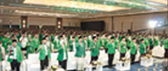 Kader daerah PPP bersiap menempuh jalur hukum terhadap dua petinggi partai di tengah memanasnya konflik internal.