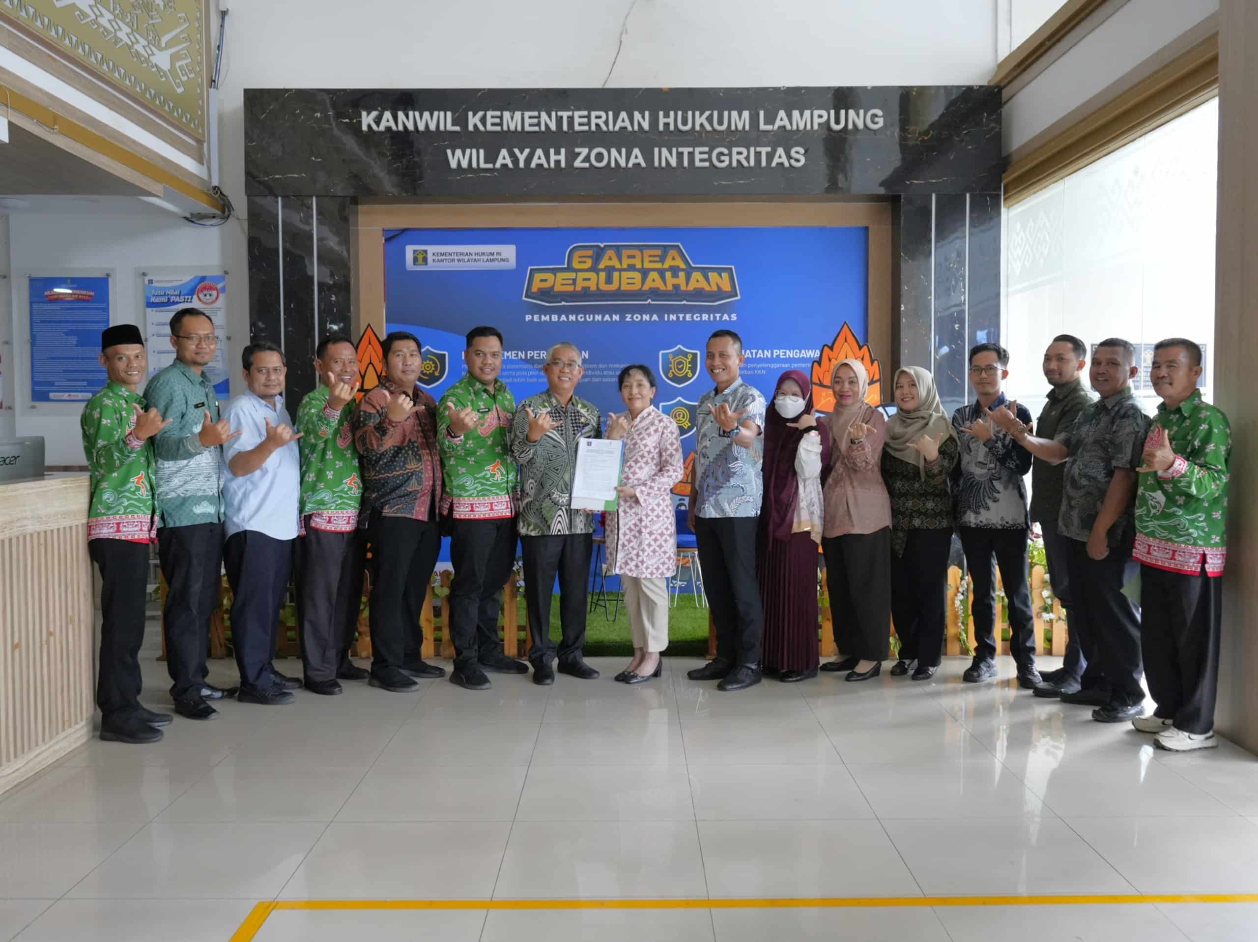 Kanwil Kemenkum Lampung Harmonisasi Ranperda Pembentukan Tiga Pekon di Pesisir Barat